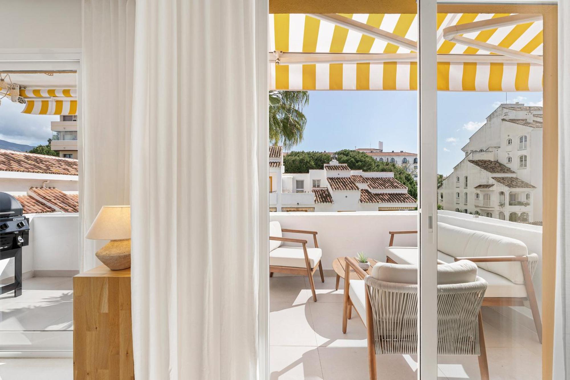 4br Penthouse W Pool & Parking 500m From The Marbella